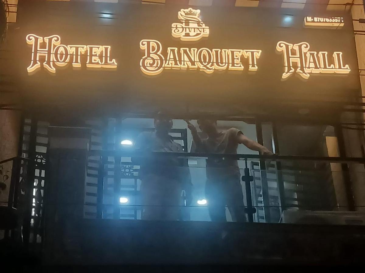 Divine Hotel & Banquet Hall Bhopal Bagian luar foto