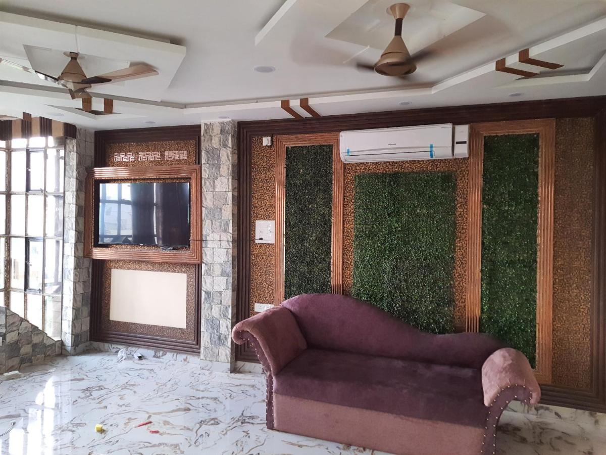 Divine Hotel & Banquet Hall Bhopal Bagian luar foto